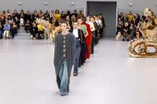 Jonathan Anderson deixa Loewe: um legado de inovação e tradição na moda