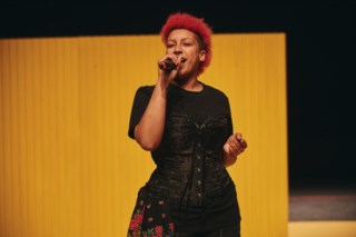 Programação Teatral da Semana: Rent, Sagração e Antígona