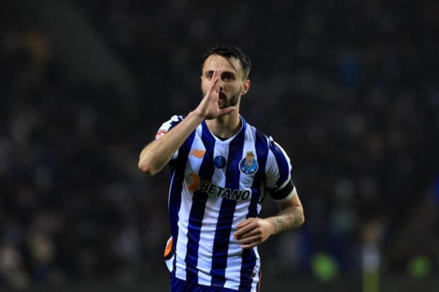 Motociclismo e futebol: as emoções do fim de semana esportivo estão apenas começando!