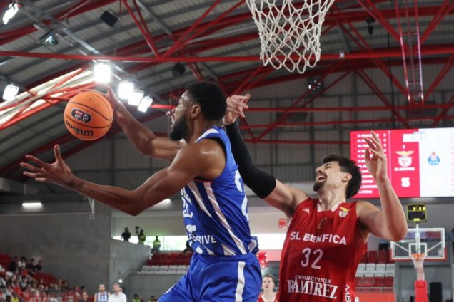 Portugal enfrenta última chance após derrota na Liga das Nações