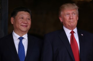 Trump pode viajar à China em abril para discutir fricções comerciais com Xi Jinping