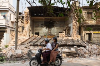 Birmânia: Sismo de 7,7 graus resulta em mais de mil mortes e ajuda internacional é solicitada