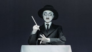 Explorando Teatro e Dança: Uma Semana Cultural Focada em Pessoa e Igualdade de Gênero