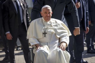 Papa Francisco mantém atividades em dia de celebração da Quaresma apesar de aumento em fisioterapia