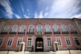 Greve de funcionários consulares em Portugal provoca atrasos nos serviços essenciais no Brasil