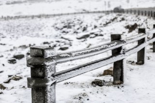 Acessos à Serra da Estrela cortados devido à neve: saiba o que está acontecendo