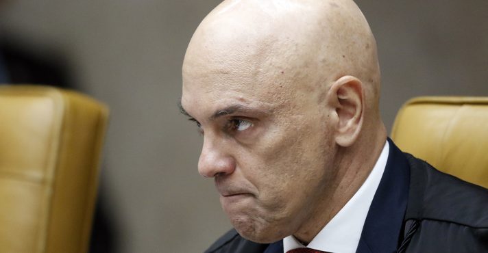 Moraes absolve réu do 8 de janeiro após conclusão de inimputabilidade.