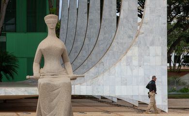 STF Confirma Ministros para Julgar Denúncia Contra Bolsonaro em Caso de Golpe
