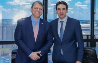 Ministro Silvio Costa Filho e Governador Tarcísio de Freitas Apresentam Projeto do Túnel Santos-Guarujá em Portugal