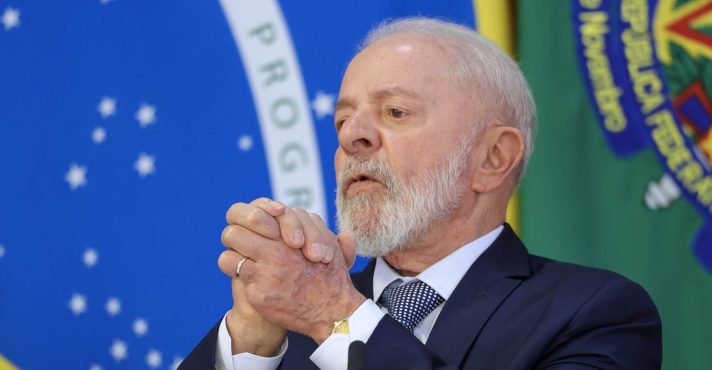 Lula promove evento para reverter sua impopularidade e destacar avanços do governo