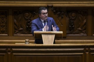 Impacto orçamental do plano de 10 mil milhões de euros é praticamente nulo, afirma Joaquim Miranda Sarmento