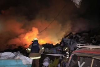 Rússia inicia novas ofensivas em Kharkiv e Sumi com aviso da Ucrânia sobre a situação crescente