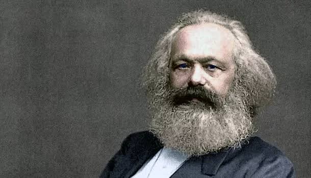 A omissão do mercantilismo em 'Das Kapital' e a crítica ao capitalismo de Marx
