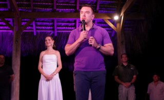 Daniel Noboa é eleito presidente do Equador e enfrenta alegações de fraude nas eleições