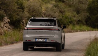 Leapmotor C10 REEV: A Nova Era dos Híbridos com Autonomia Impressionante de 970 Quilômetros