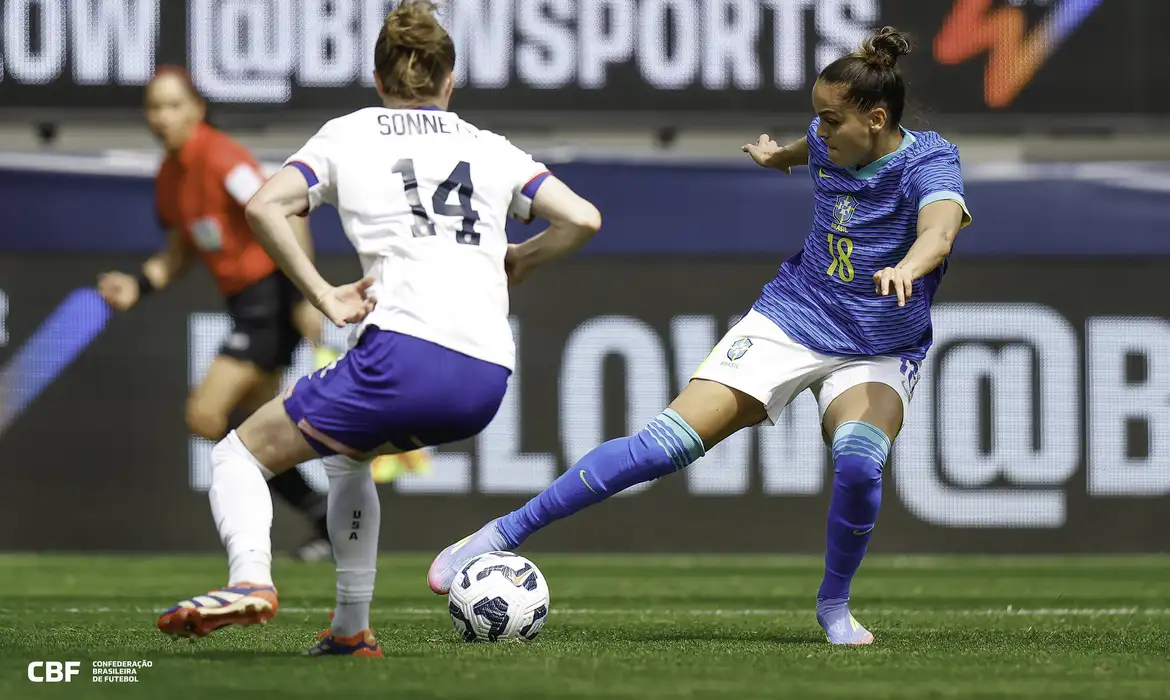 Seleção feminina de futebol do Brasil é derrotada por 2 a 0 por Estados Unidos em amistoso