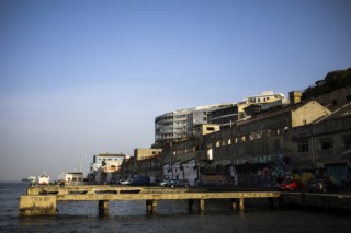 Câmara de Almada Interdita Cais do Ginjal por Situação de Alerta