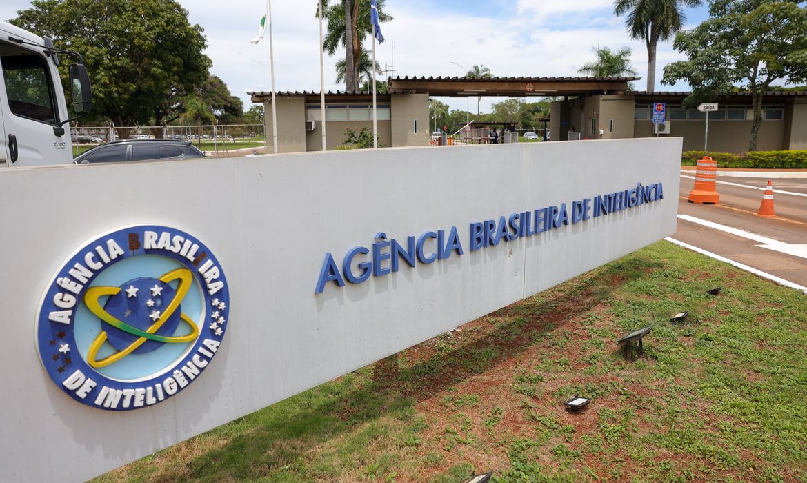 Espionagem na Abin: Diretores depõem à PF sobre atividades ilegais durante governo Bolsonaro
