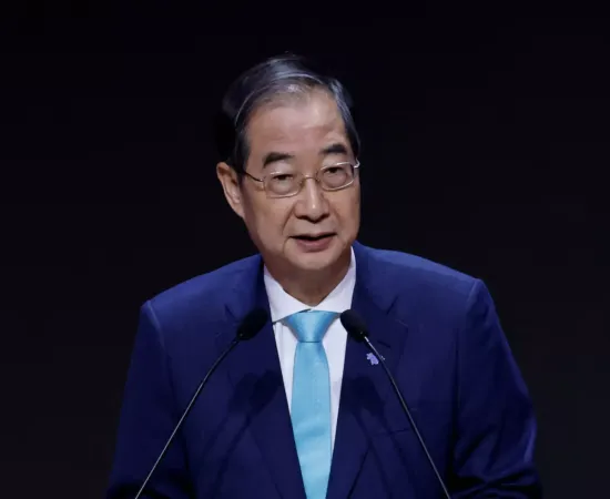 Tribunal da Coreia do Sul anula impeachment de Han Duck-soo e o restaura como presidente interino