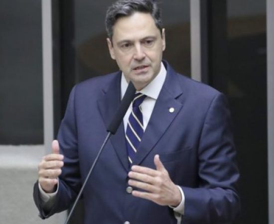 Deputado alerta: falta de regulamentação das apostas deixa vulneráveis desprotegidos!'
