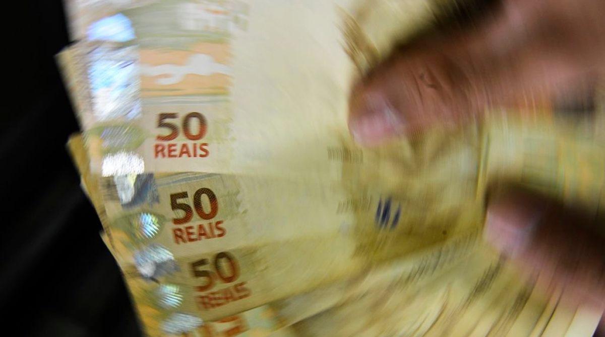 Mercado Eleva Expectativa de Inflação para 2025 para 5%, Superando Novo Teto da Meta