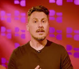 Jesus e Bolsonaro: a polêmica declaração de Leandro Demori sobre a encenação bíblica