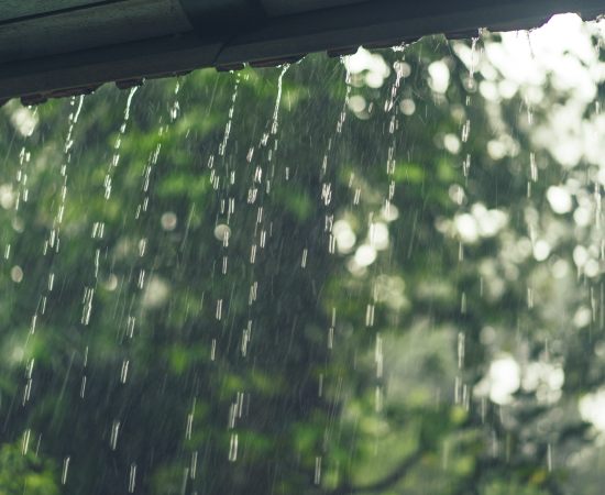 Chuvas intensas marcarão a Páscoa devido a uma frente fria no Brasil