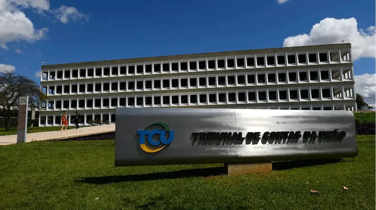 TCU Revela Indícios de Superfaturamento em Indenizações da Refinaria da Petrobras