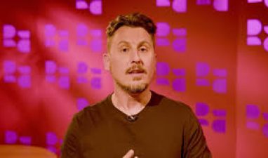 Jesus e Bolsonaro: a polêmica declaração de Leandro Demori sobre a encenação bíblica