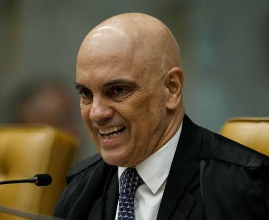 Moraes Condena Presos do 8 de Janeiro a Curso da Democracia