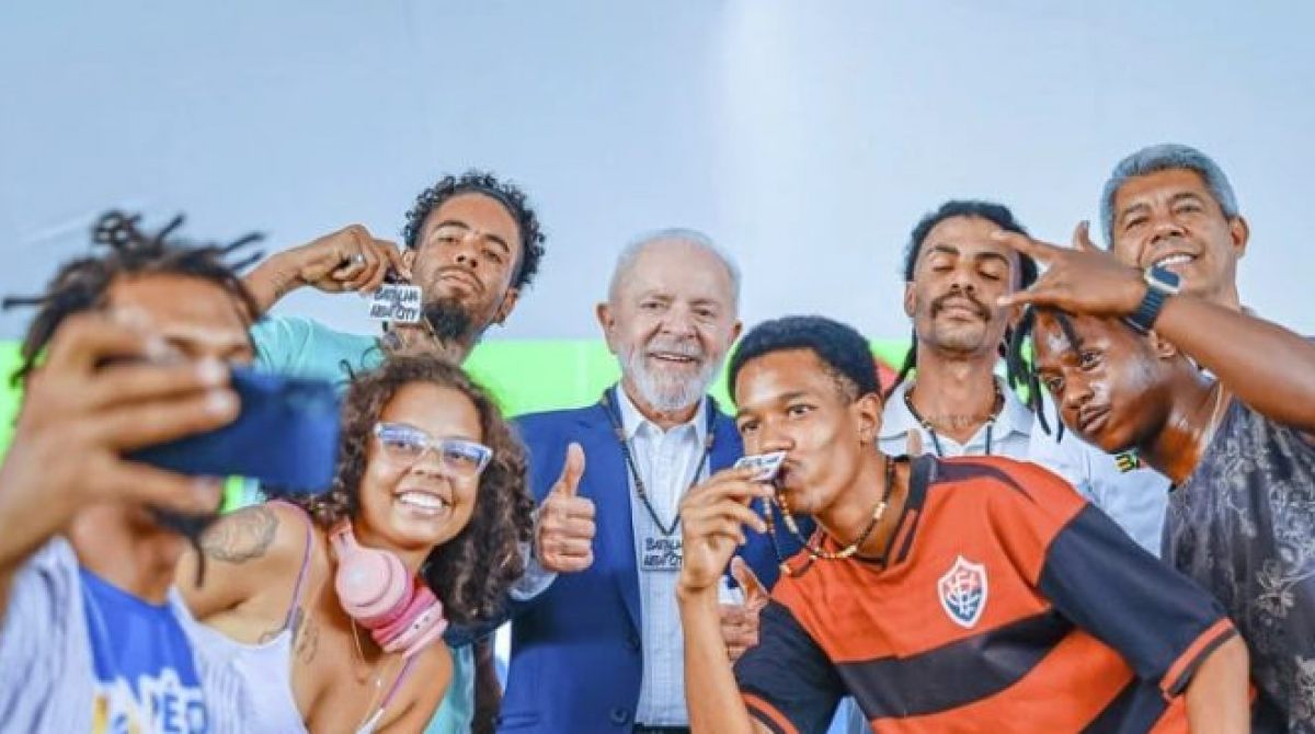 Lula Enfrenta Críticas por Evento de Rimas e Campanha Eleitoral: Entenda as Polêmicas