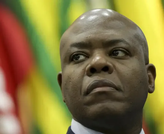 Vocês já esqueceram do Silvio Almeida? Mas as vítimas dele, Não!