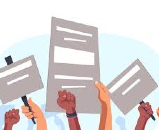 O Sonambulismo das Democracias: Um Chamado à Vigilância Coletiva