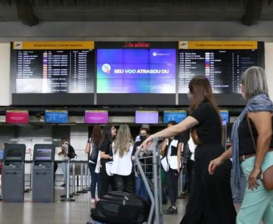 O que o Governo Esconde sobre Passagens para Aposentados?