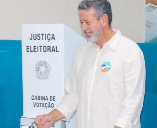 Arthur Lira se envolveu em polêmica nas eleições com Pacheco.