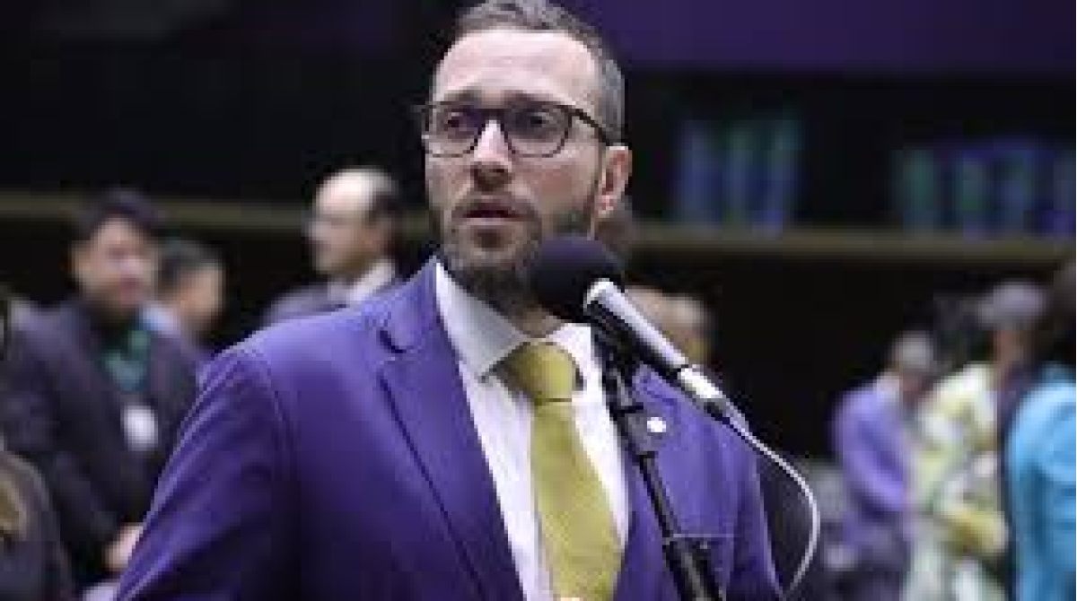Filipe Barros é o novo presidente da Comissão de Relações Exteriores da Câmara dos Deputados