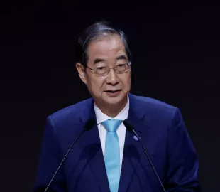 Tribunal da Coreia do Sul anula impeachment de Han Duck-soo e o restaura como presidente interino