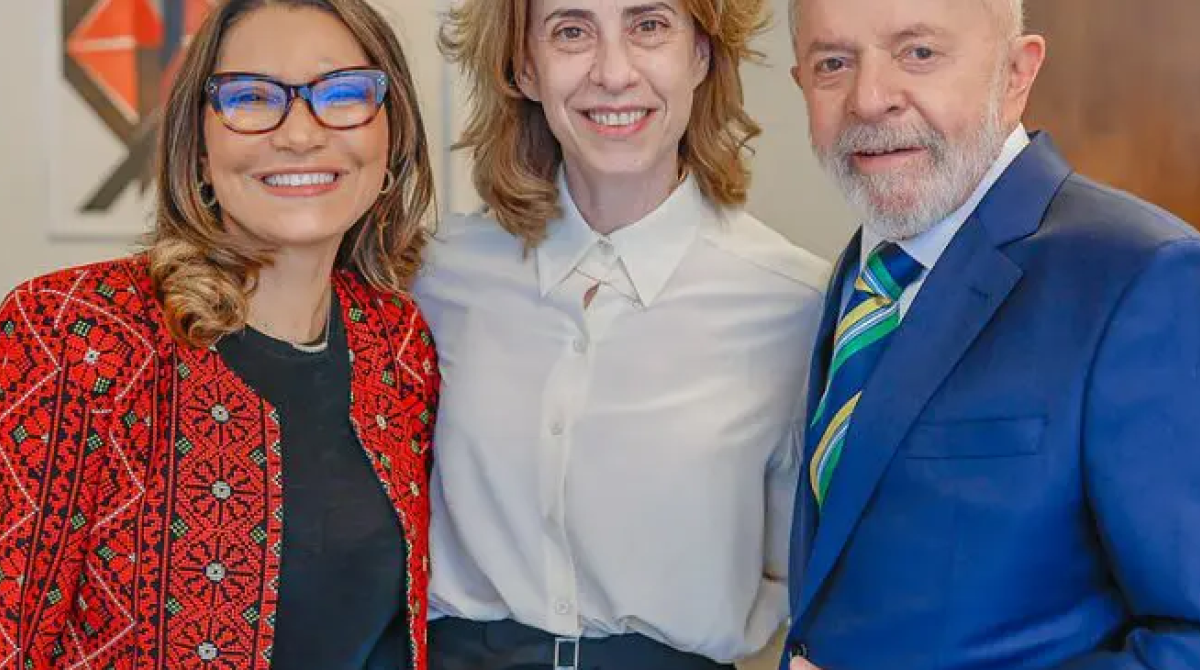 Lula e Janja Têm Almoço Memorável com a Estrela do Cinema Fernanda Torres em Nova York!