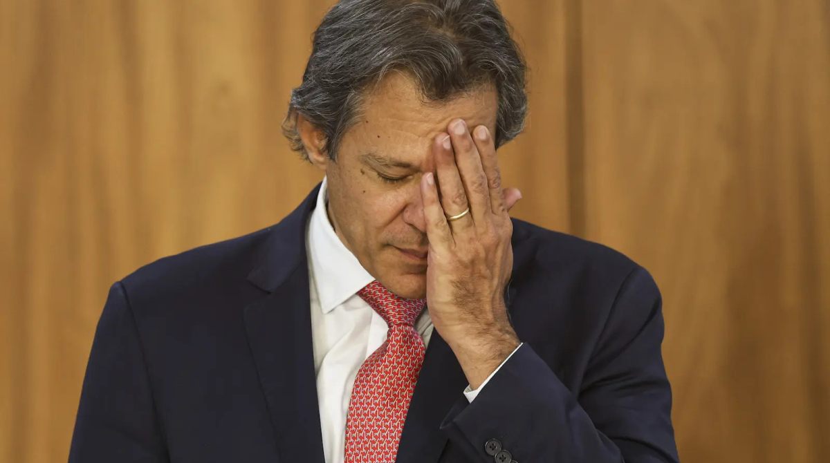 Governo Revoga Fiscalização do Pix e Combate Fake News em Medida Provisória