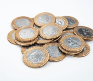 Governo brasileiro planeja cobrar 'pedágio' para a arrecadação de impostos na reforma tributária