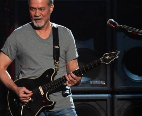 A Trágica Perda de Eddie Van Halen no Mundo do Rock