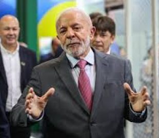 Governo Lula Ignora Revisão de Precatórios Apesar de Prever Colapso Fiscal em 2027