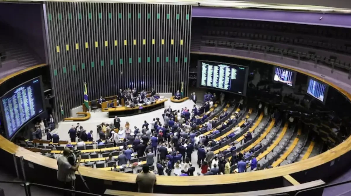 Câmara dos Deputados cria secretaria para garantir proteção a mandatos parlamentares contra interferências