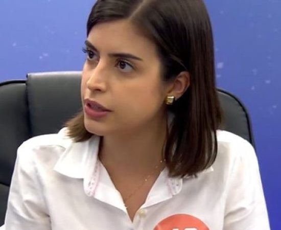 Tabata Amaral Usa Palavrões e Gera Polêmica: O Que Ela Realmente Quis Dizer?