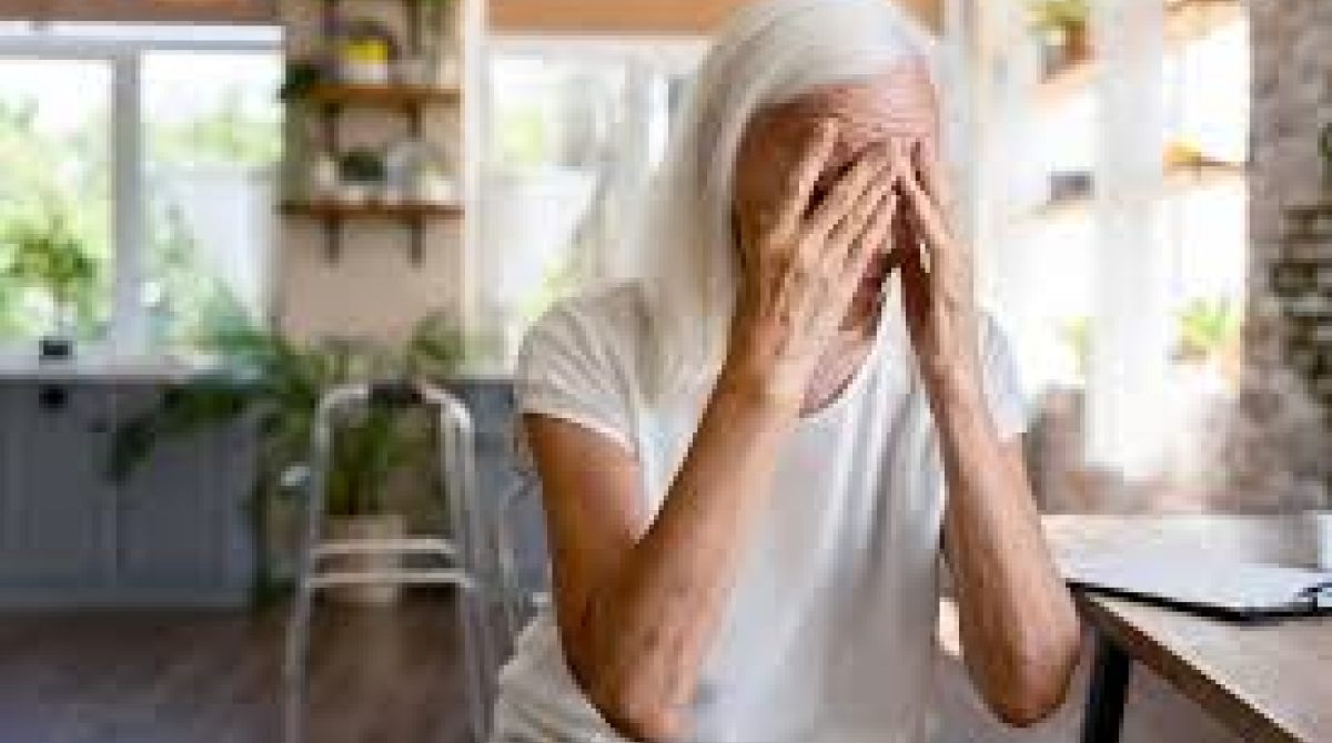 O drama da idosa presa pelo 8/1: depressão, ansiedade e a luta por direitos humanos