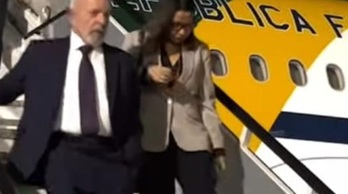 Lula e Janja Enfrentam Falha Aérea Inusitada: O Que Realmente Aconteceu?