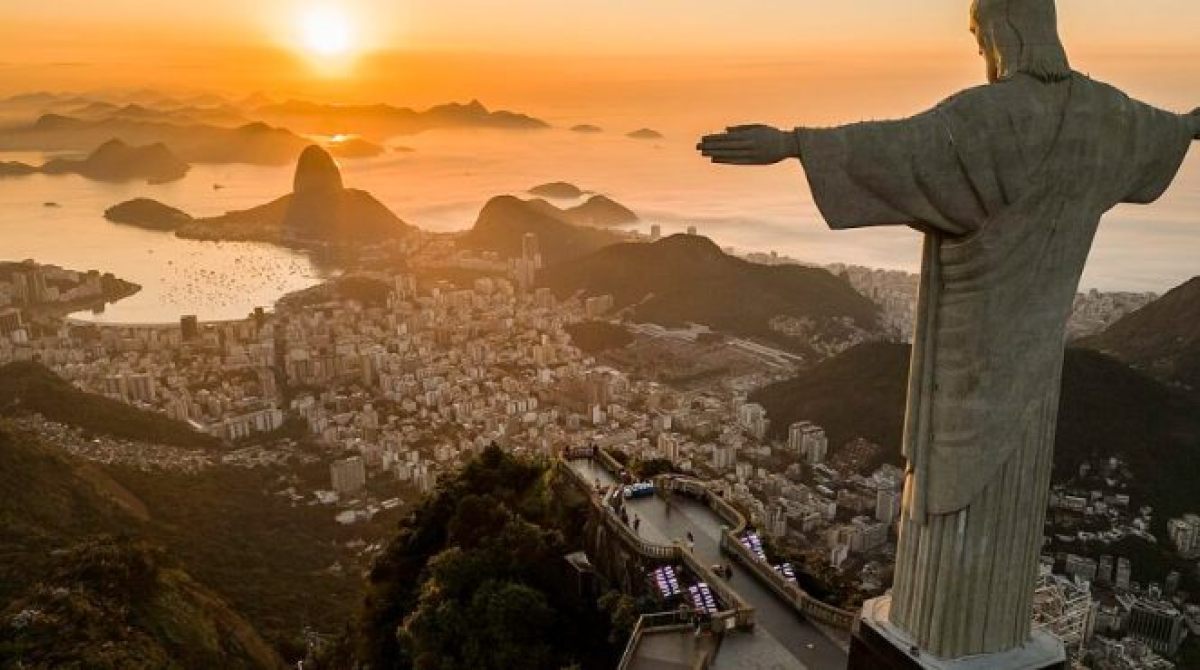 Descubra Quem é o Candidato Mais Buscado para Prefeito do Rio: Você Não Vai Acreditar!