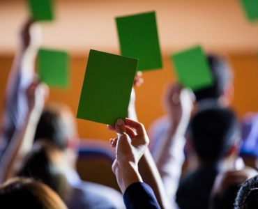 alem-do-voto-inovacoes-em-participacao-cidada-e-democracia-direta