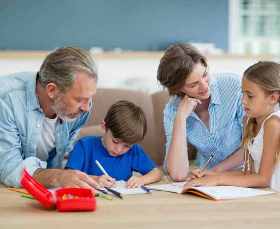 A Educação Positiva é Negativa? Como a Criação de Filhos Está Mudando nas Novas Gerações