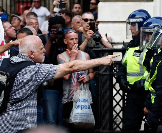 A Revolta Britânica: A Imigração está Fora de Controle?